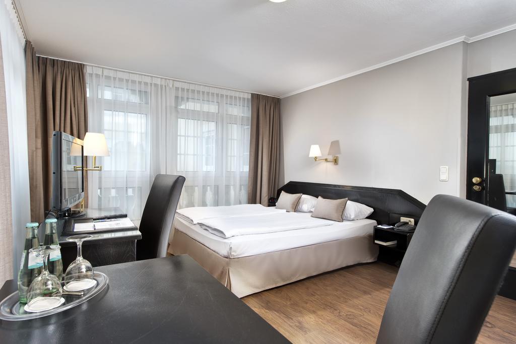 Hotel Munich North Neufahrn bei Freising Habitación foto